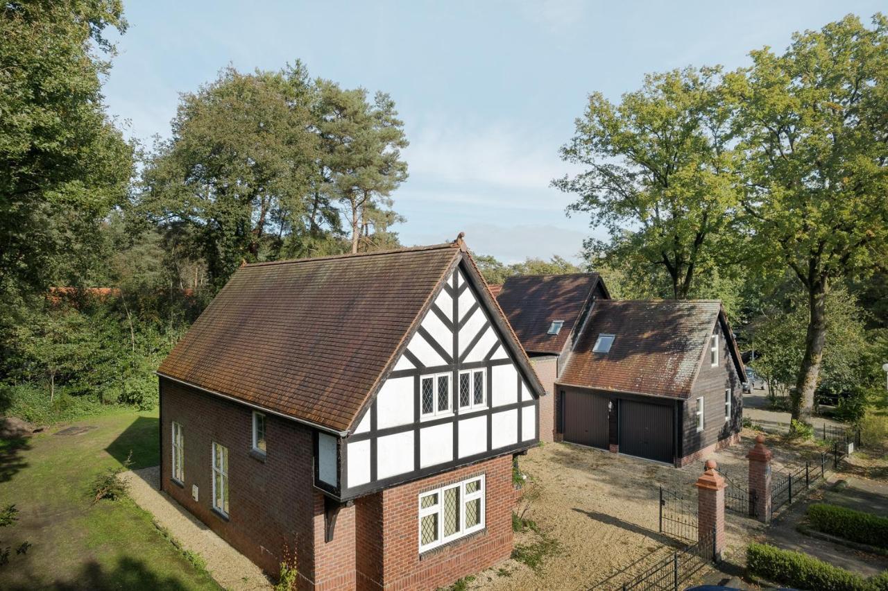 Beautiful English Villa With Hottub Zuidwolde  Exterior foto